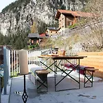 Feriehus Large Alpine House For 10 With Panoramic View Schmitten (Grisons)