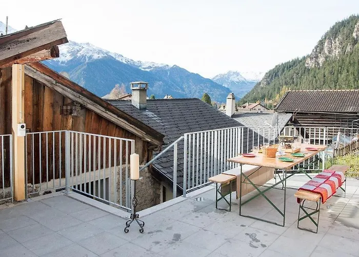 Σπίτι διακοπών Large Alpine House For 10 With Panoramic View Schmitten (Grisons)